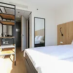 Fletcher Rotterdam-airport Hotel 3*