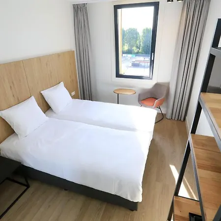 Fletcher Rotterdam-airport 酒店 3*