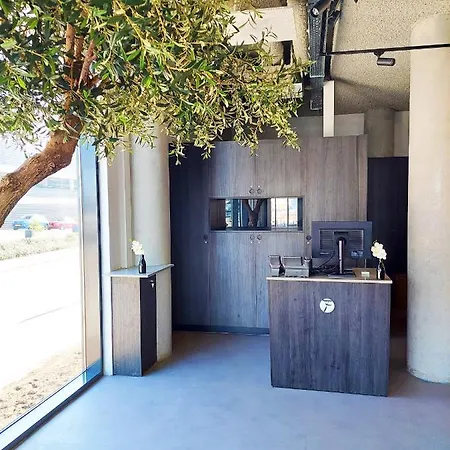 Fletcher Rotterdam-airport ホテル