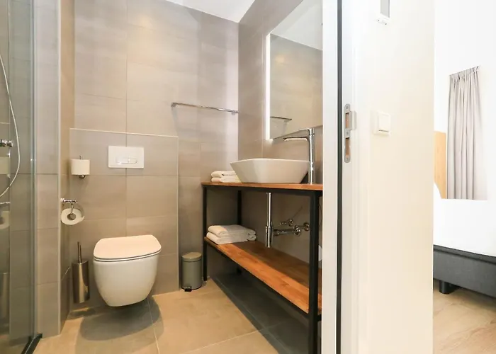 Fletcher Rotterdam-airport מלון 3*