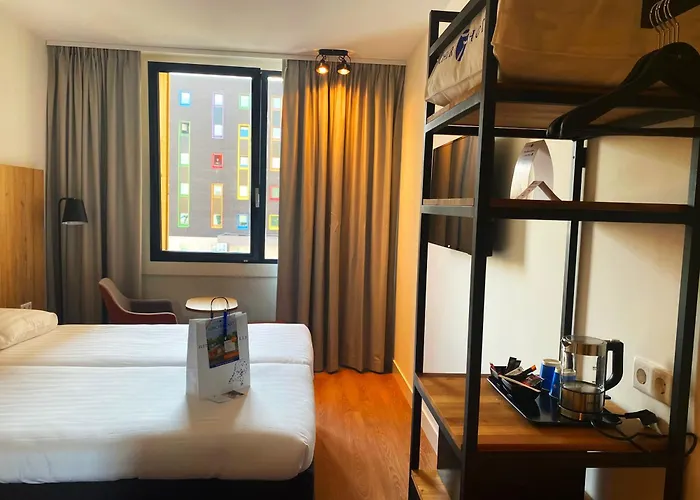 Hotel Fletcher Rotterdam-airport 3*