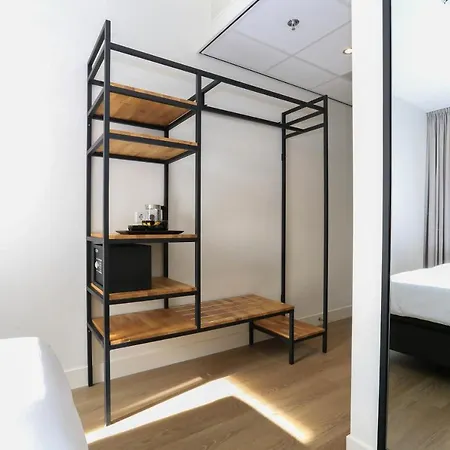 Fletcher Rotterdam-airport Hotel 3*